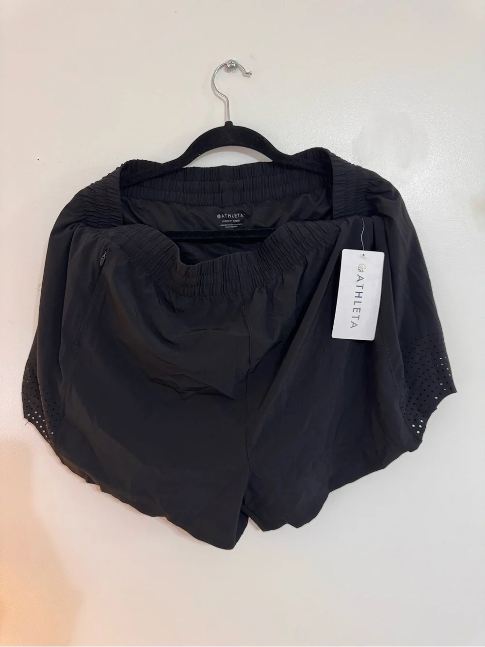 Athleta Hustle 3” Shorts NWT Black Size 1X Featherweight Stretch
